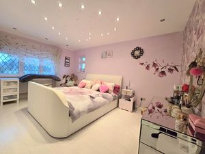 Photo 9- click for photo gallery